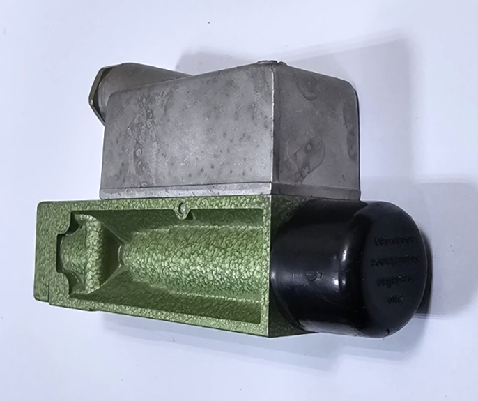 Herion 0820171 Pressure Switch | 6A 600VA| 380V AC| Industrial Control Component4