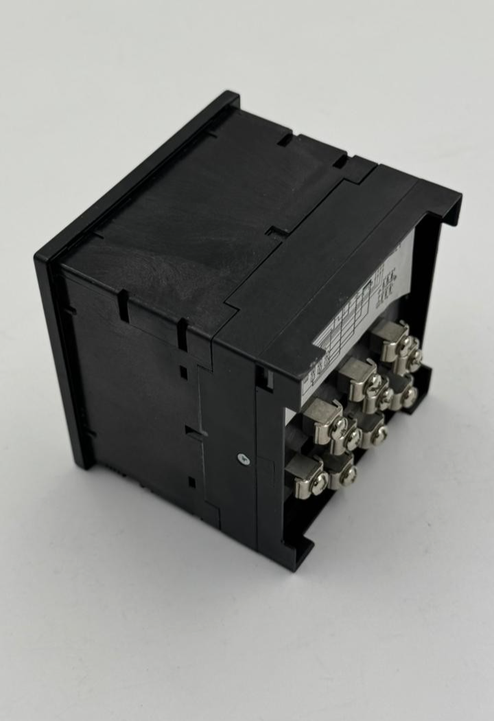 DEIF WQ Series | Kilowatt Meter | 0600V3