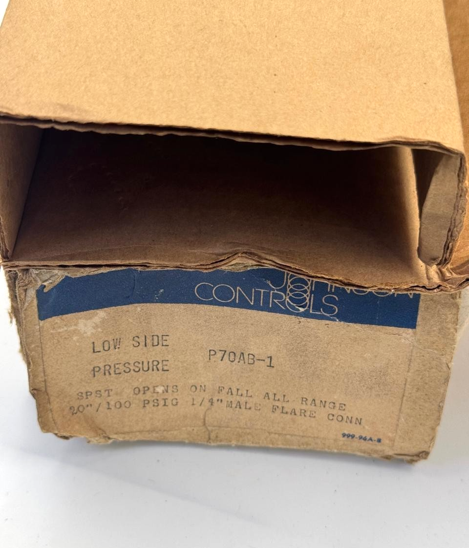 Johnson Controls P70AB1 Low Side Pressure Control | 0–100 PSIG6
