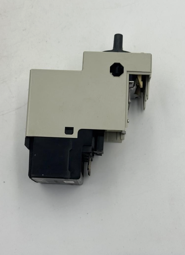 Telemecanique LB1LB03P10 Protection Module | 6A | Made in France4