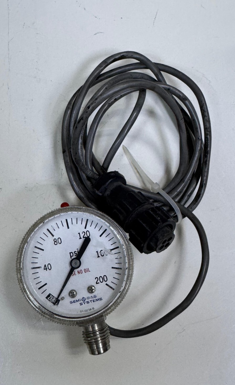 Semi Gas Pressure Gauge 010238B | 0–200 PSI | Industrial Gas Monitoring System0