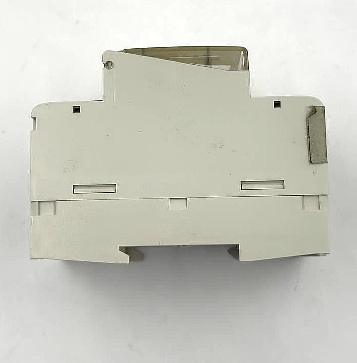 Hager EE100 Light Sensitive Switch | Made in France7