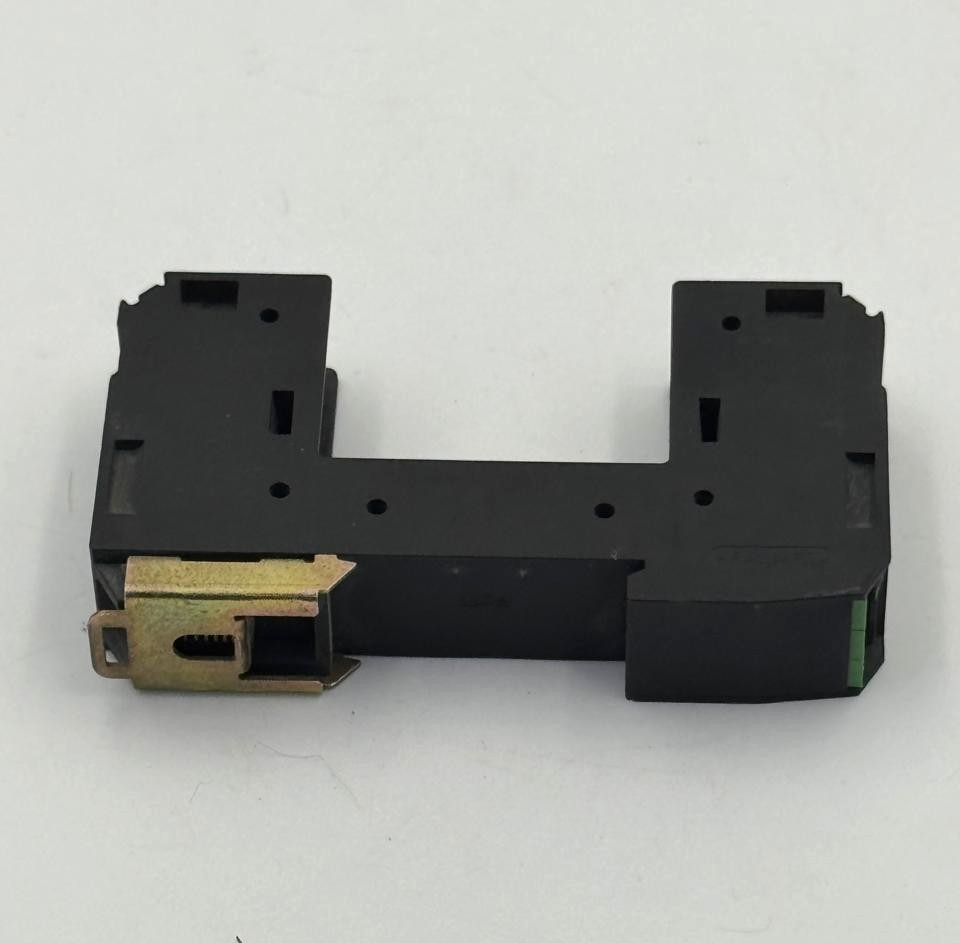 Phoenix Contact | VALMS BE/FM | 2817738 | Surge Protection Base Element( 1 pcs7
