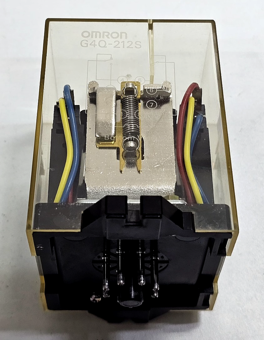 Omron | G4Q212S | Relay | 8Pin | 24V AC1