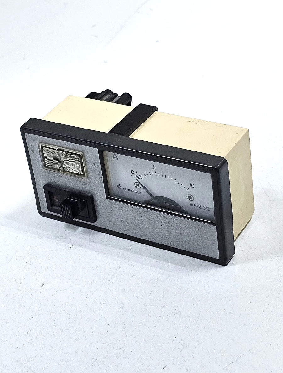 Neuberger  | Analog Panel Ammeter | 0101