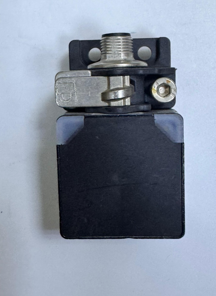 Pepperl+Fuchs NRB20L3A2CV1 Inductive Proximity Sensor | 20mm Sensing Range4