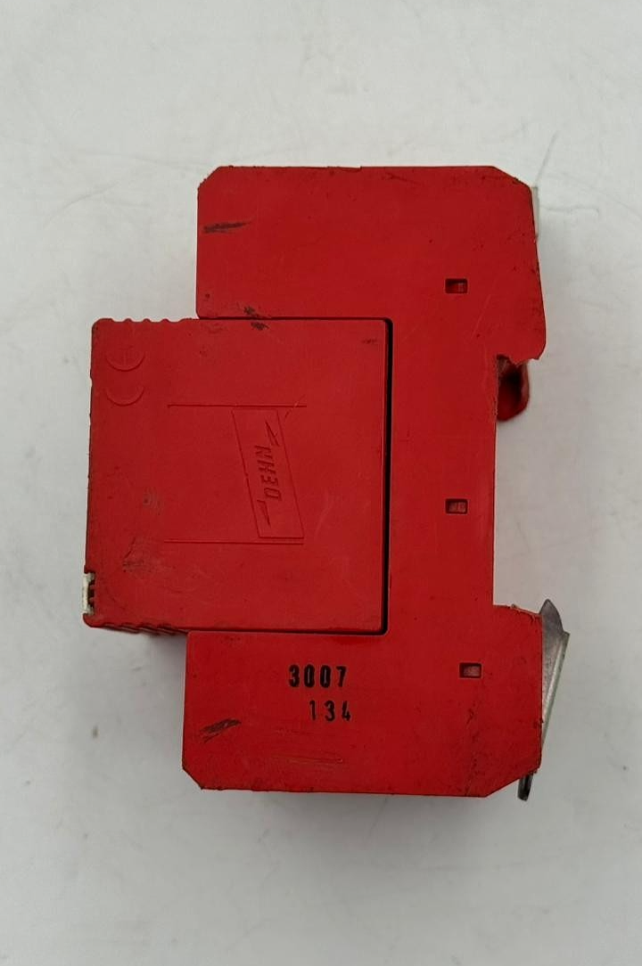 DEHNguard T 440 Surge Protective Device – 440V, 20kA6