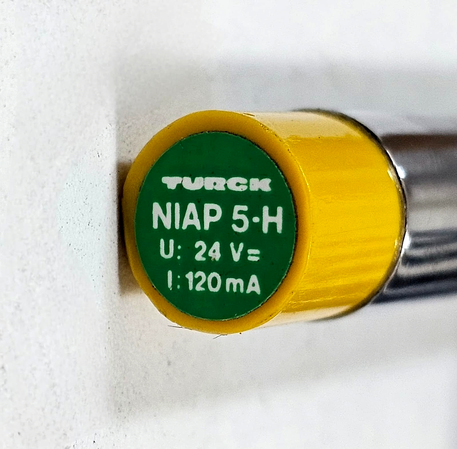 Turck | NIAP 5H | Inductive Proximity Sensor | 24V , 120 mA1