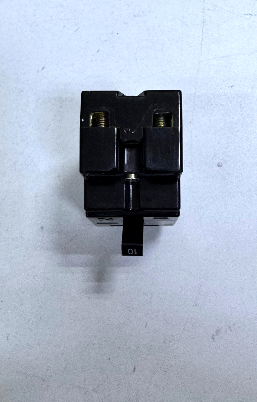 HITEK | HT28 | Safety Breaker – 2Pole, 240V | 10A6