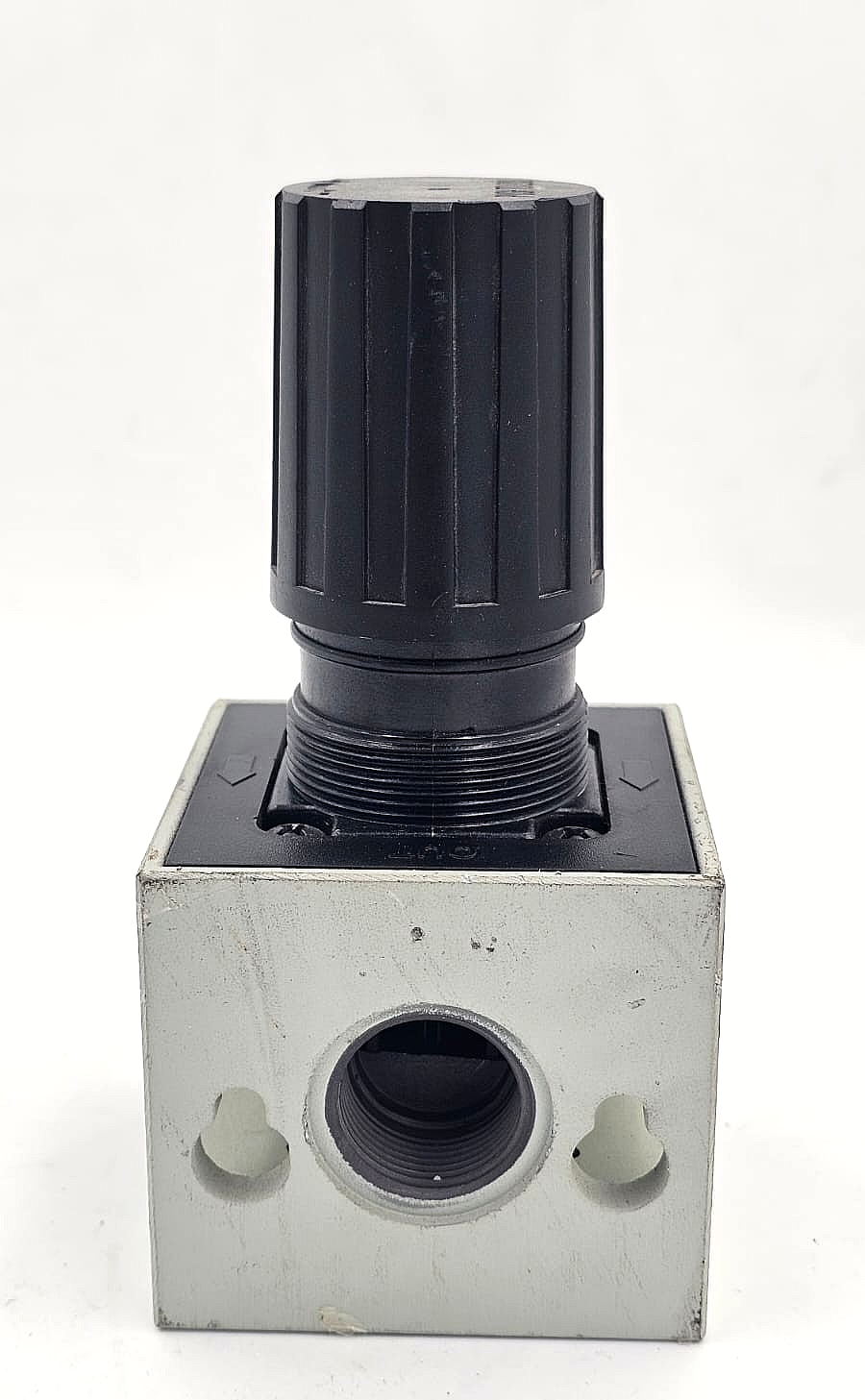 Numatics R32RG06 Pneumatic Regulator ( 1 pcs )5