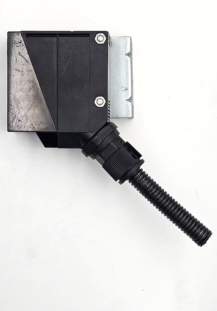 Omron E3JM10DM4N Photoelectric Switch Sensor5