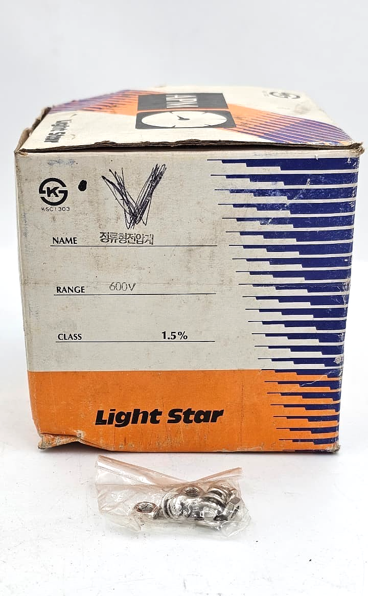Light Star KB11 Analog AC Voltmeter 0600V ( 1 pcs )7