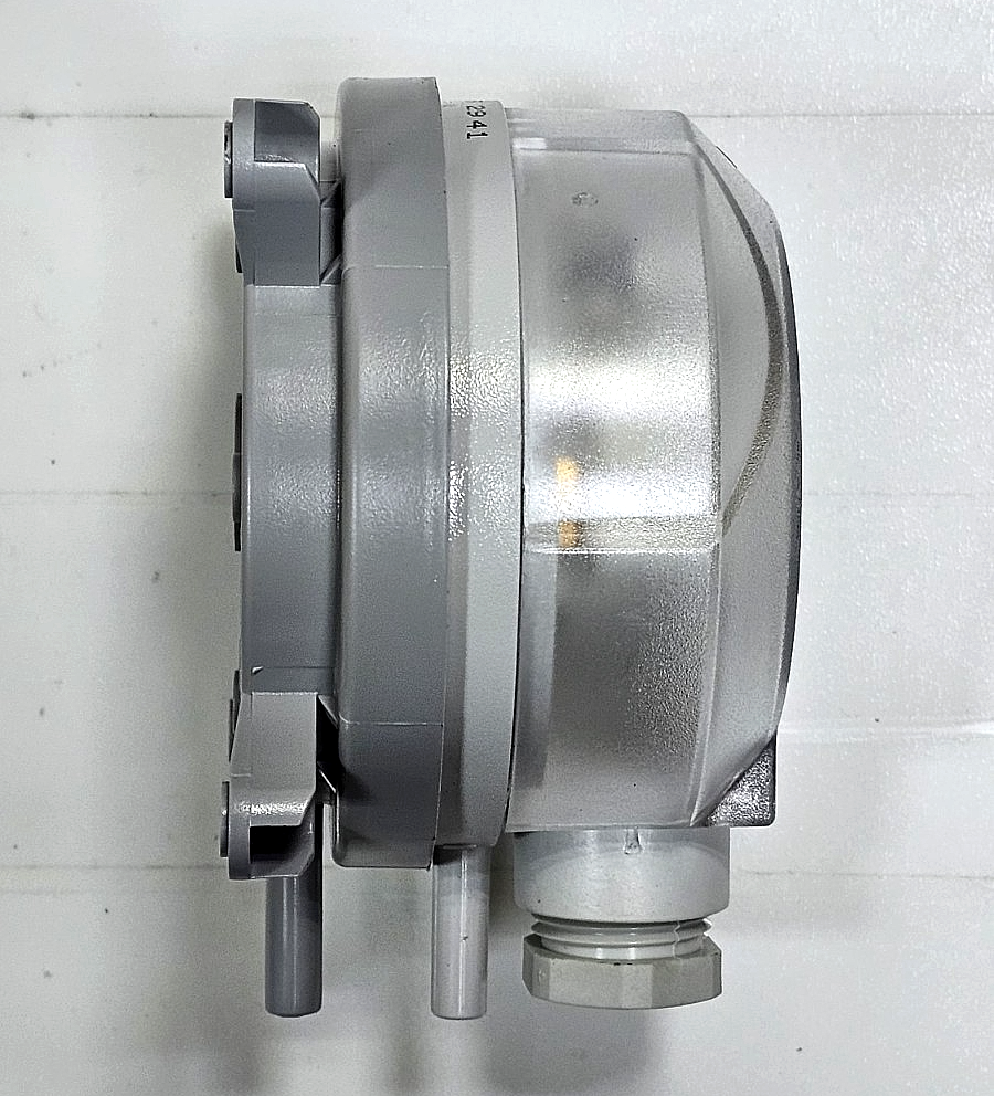 Beck | Differential Pressure Switch|  930.83222234 | 50–500 Pa Range3
