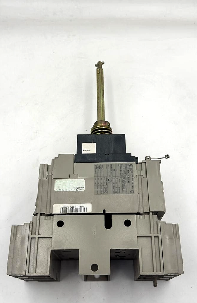 Merlin Gerin NS100-160-250 Circuit Breaker | 100 A 5