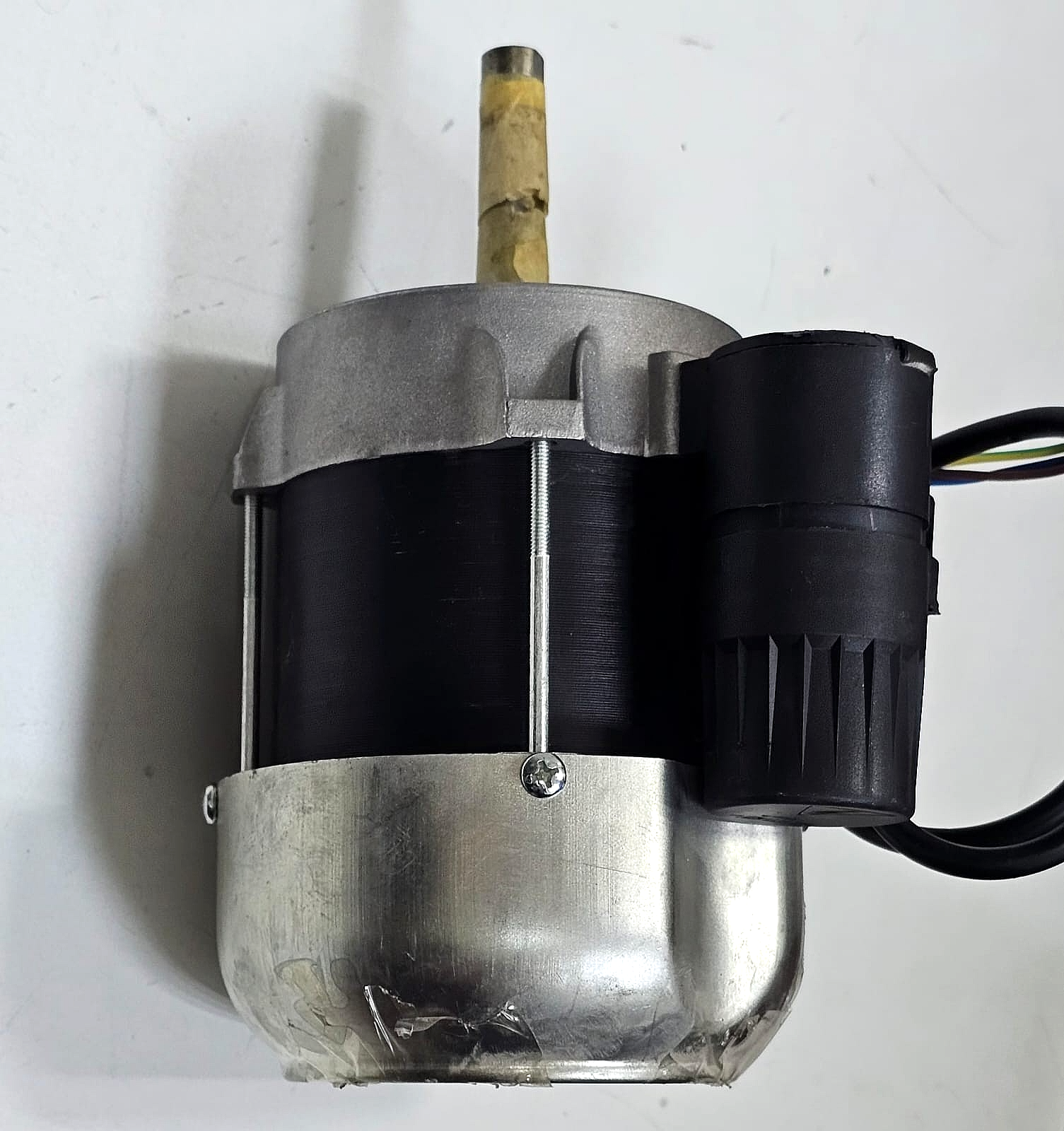 Baite | YY11043 Electric Motor | 230V | 0.94A | 2800 RPM7