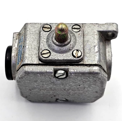 Robotron | 06042643 | Limit Switch | 500V | 6 A4