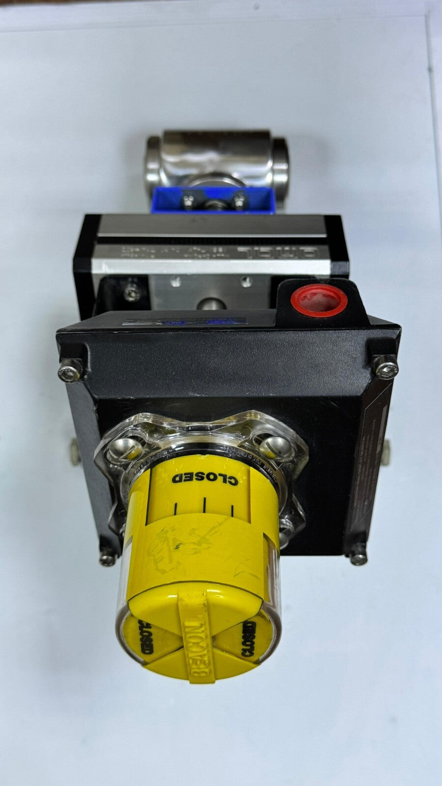 HighPressure Pneumatic Components & Industrial Switches | Pneumax, Accutrak6