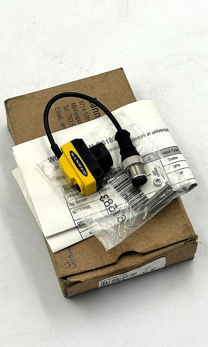 Banner QS18VN6LVQ5 Photoelectric Sensor, 1030V DC0