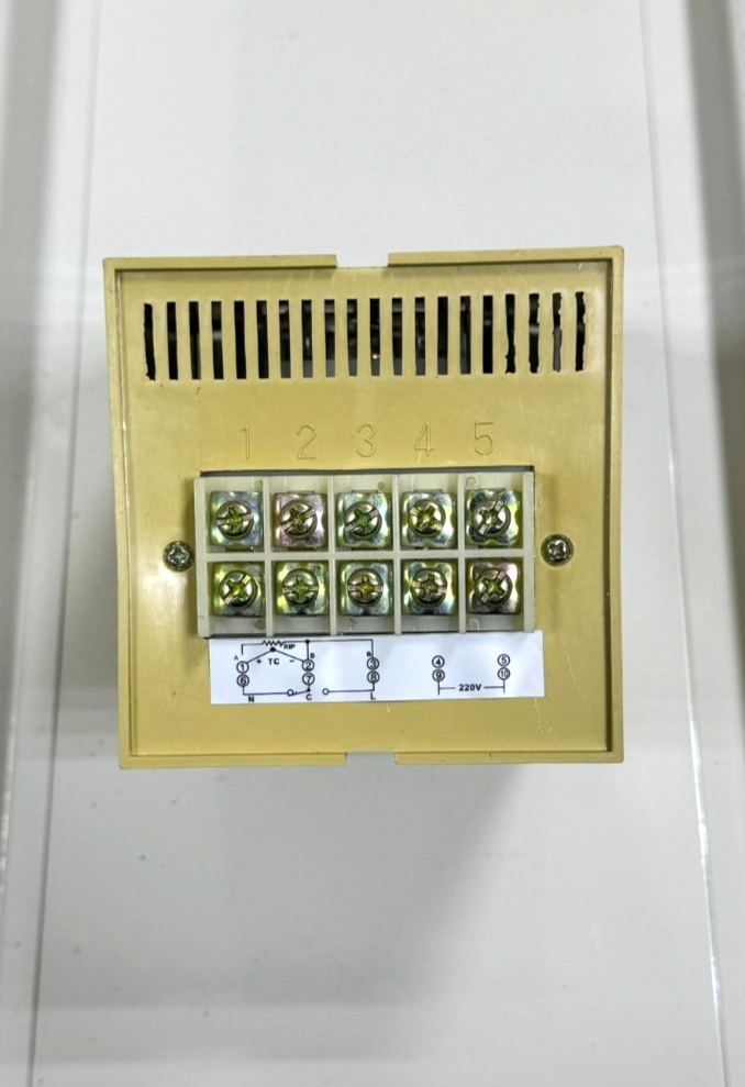 STCO | TEA | Analog Temperature Controller | 0–400°C Range4