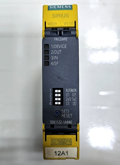 (Sold As Spare Part) Siemens Sirius 3SK11221AB40 Safety Relay | 24V DC1