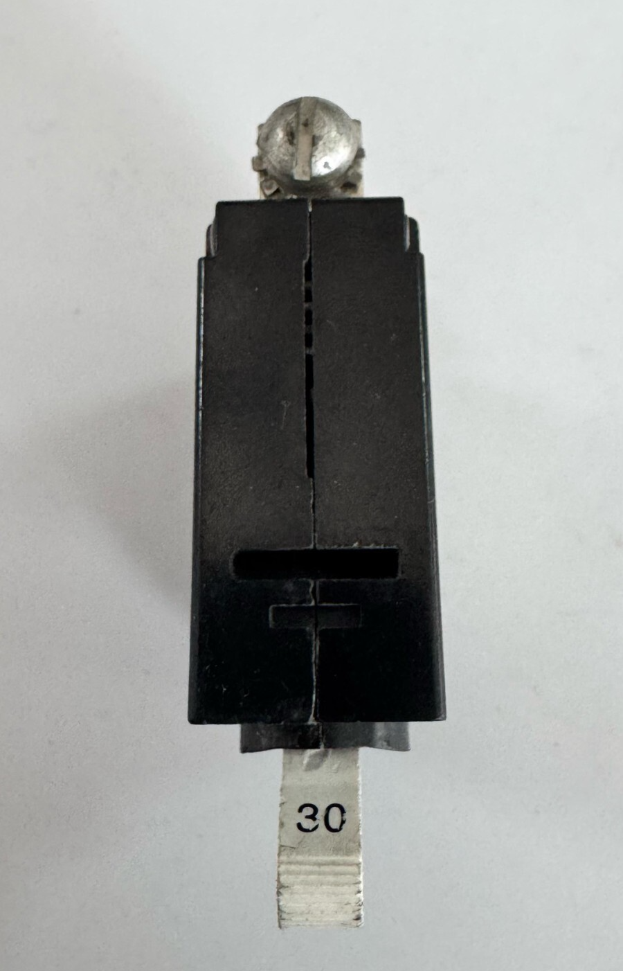 Carlingswitch AA1XO07780XX2D Circuit Breaker – 30A DC, 80V Max2