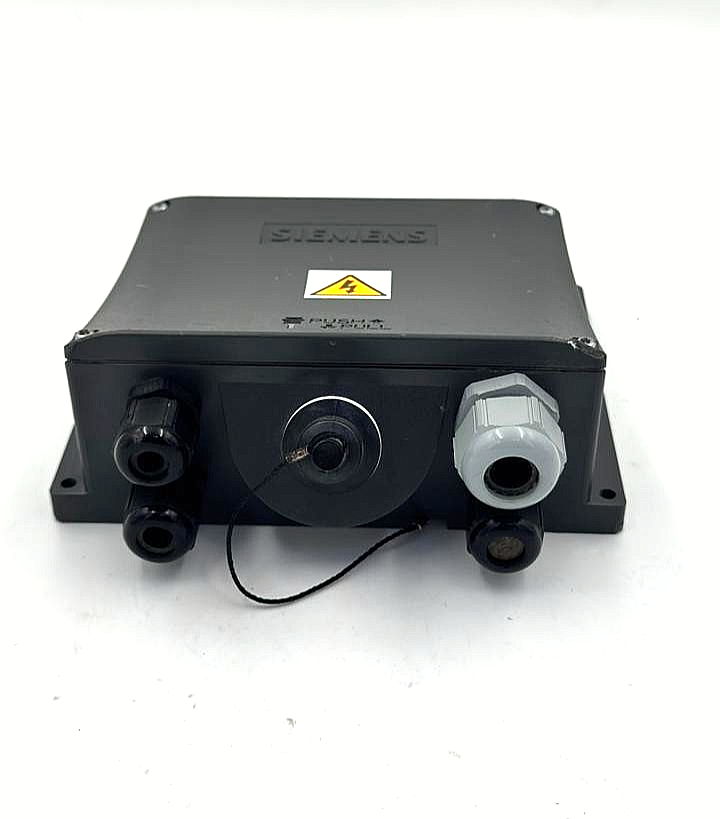 Siemens 6AV66715AE100AX0 SIMATIC HMI Connectivity Box DP Plus | German Made5