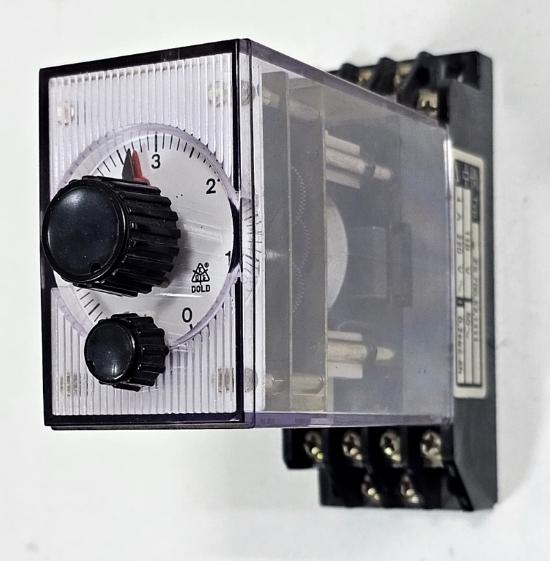 Dold | ZS 700.52.1111 | Time Relay | 4A | 220V0