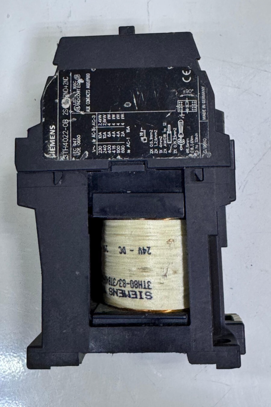 Siemens 3TH40220B Auxiliary Contactor | 2NO+2NC | 16A | 690V | Made In Germany1