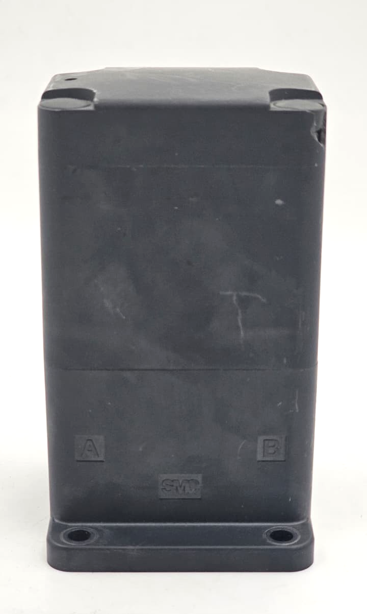 SMC LVA5006B AirOperated High Purity Chemical Liquid Valve3