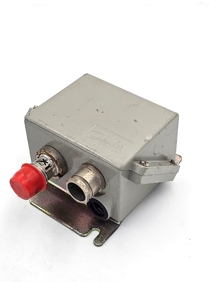 Danfoss EMP2 084G2112 Pressure Transmitter – 025 Bar0