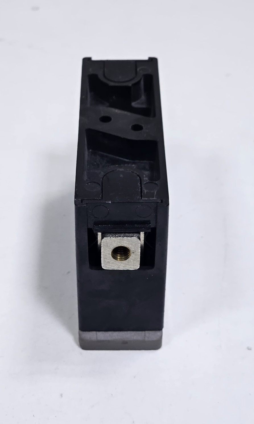 MEM | M | 63A 415V Fuse & Holder | Industrial Electrical Fuse Base3