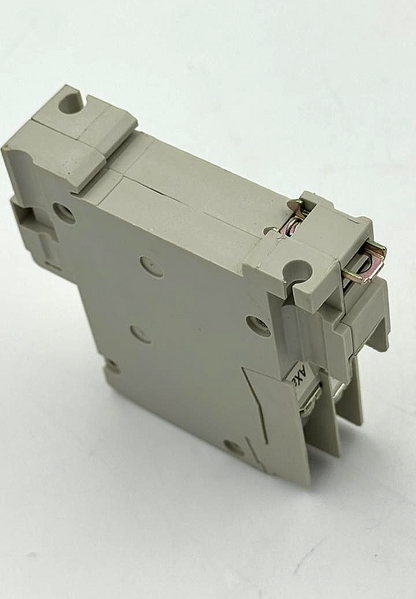 Honeywell GCP31A SinglePole Circuit Protector, 0.5A, 220V AC( 1 Pcs )9