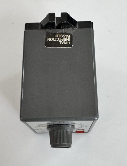 Omron STPNHUS Motor Driven Timer – Subminy Series | 250VAC | 3A/1A Load4