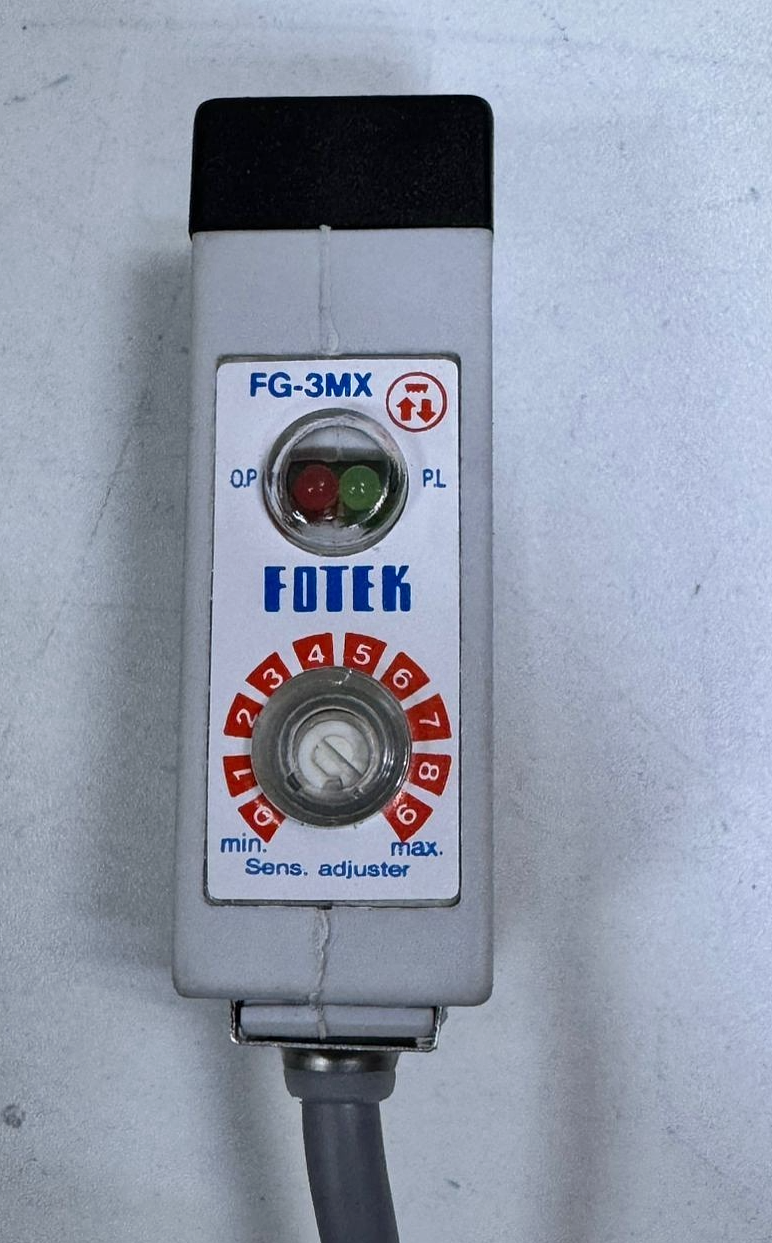 Fotek | FG3MX  | Mirror Reflex Photo Sensor | 1030 VDC2