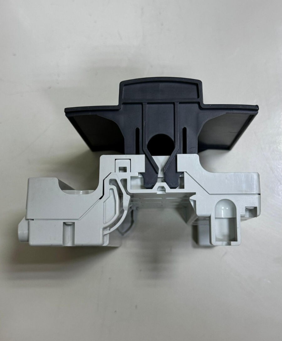 Merlin Gerin Distribloc 125 Busbar System 125A |  690V3