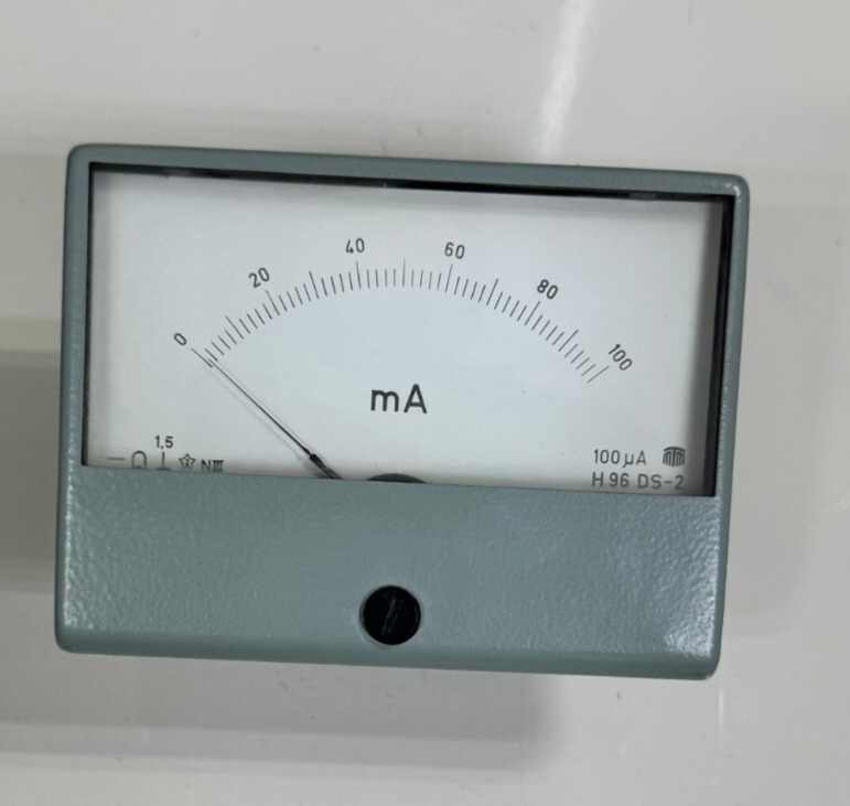 H96 DS 2Analog Panel Meter – 0–100 µA Range, 100 Microamp, DC Current Gauge0