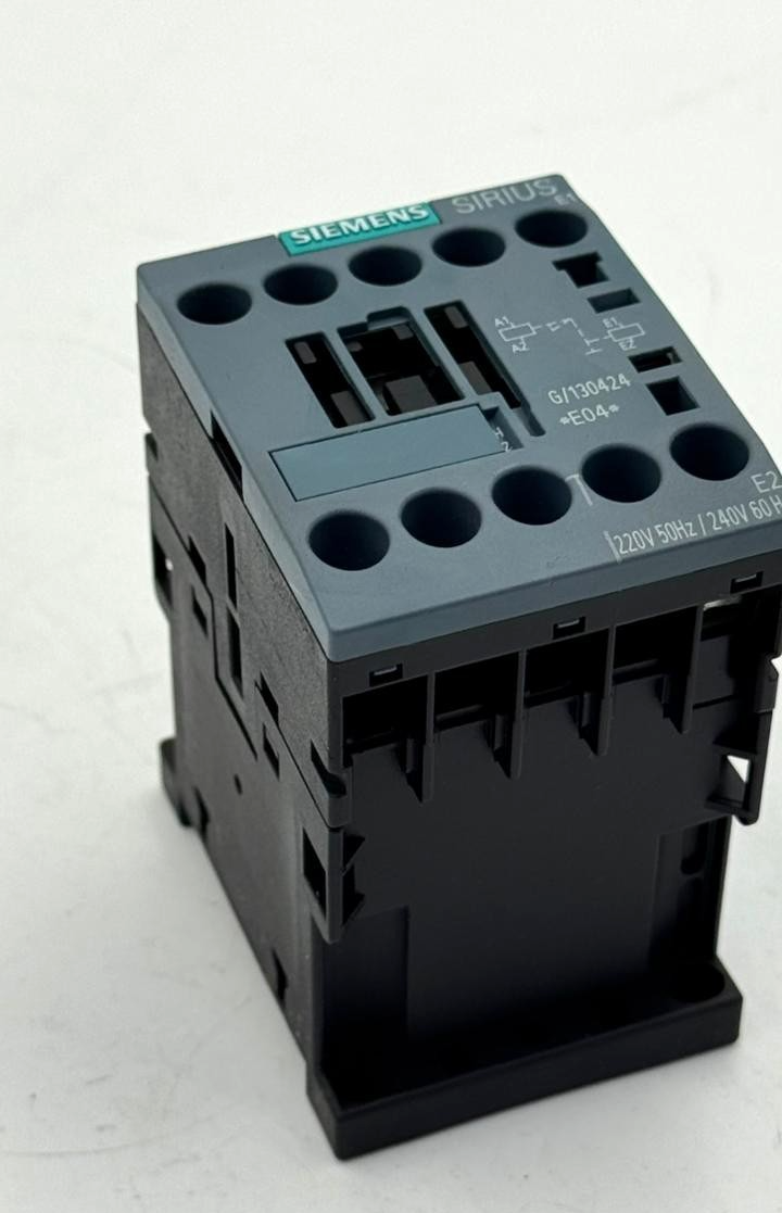 Siemens | SIRIUS 3RH241AP60 | Contactor Relay| Made in Germany ( 1 pcs )1
