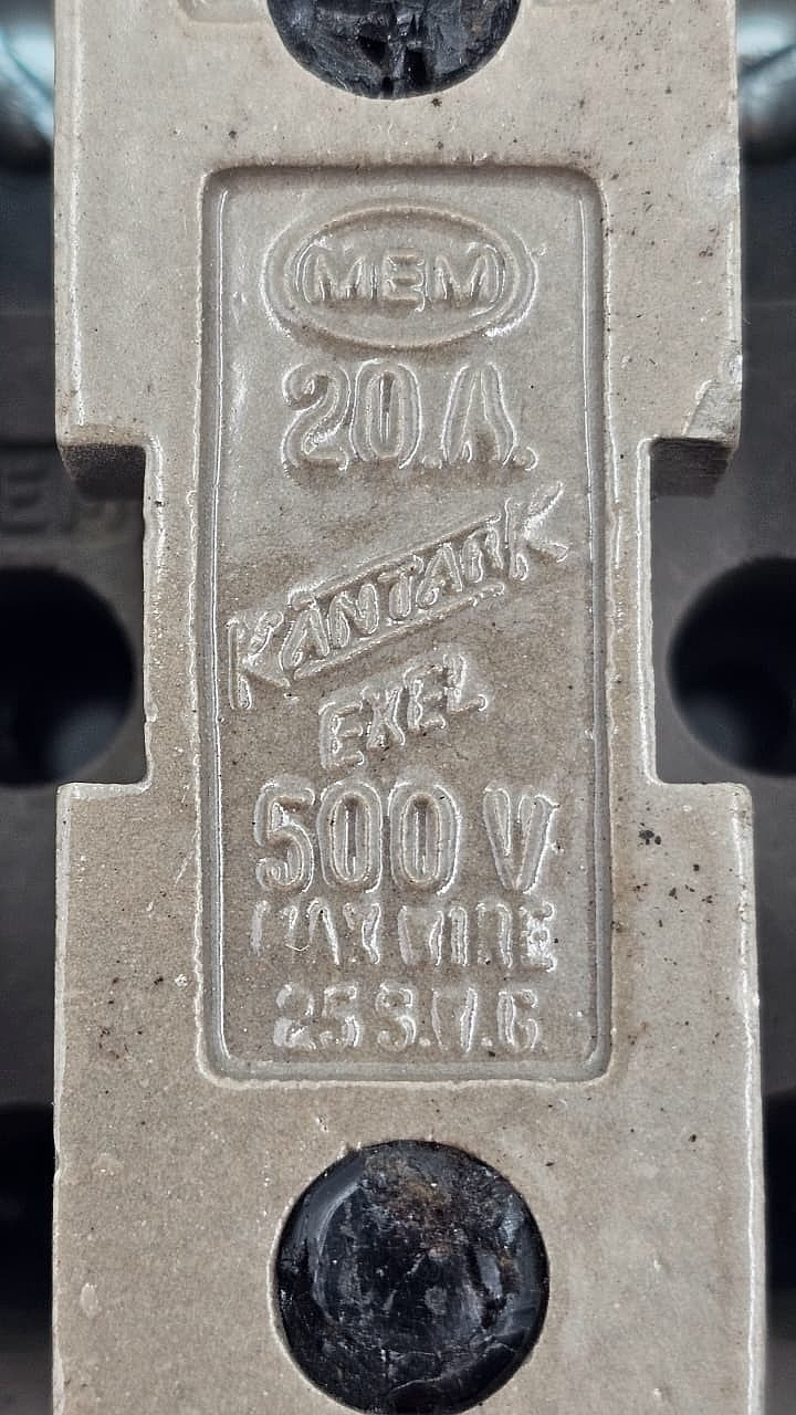 MEM Kantark Exel | B549/2 | 20A | Fuse Carrier Set | 500V | UK  Made1