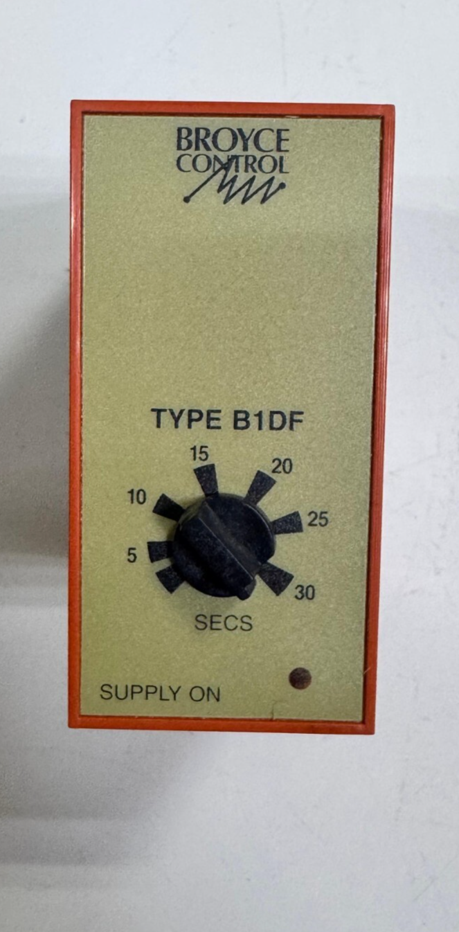 Broyce Control B1DF Timer Relay | SOLAR 'B' Series | 110V AC | 5A Contact  ( 31