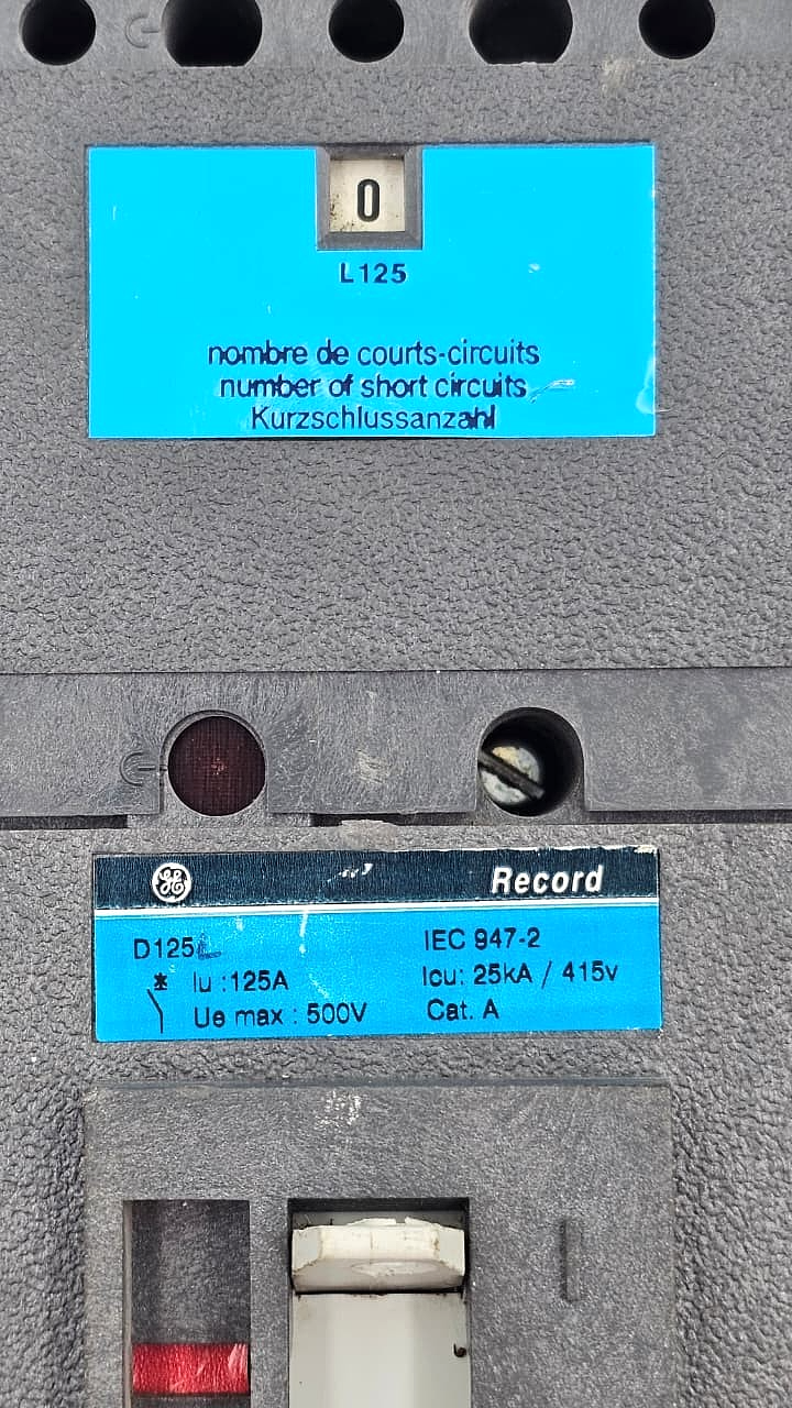GE General Electric DL125 Circuit Breaker | 100 A ( 1 pcs )2