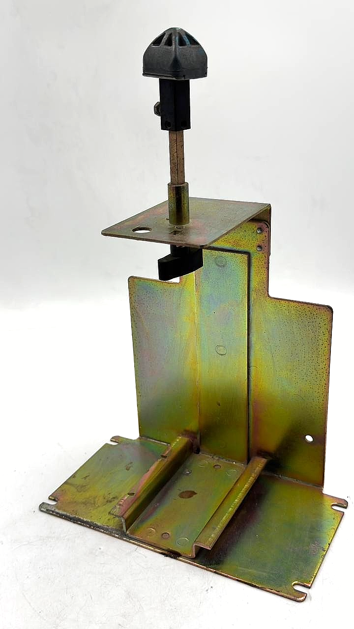 Bracket for SIEMENS 80125A Motor Protection Circuit Breaker0