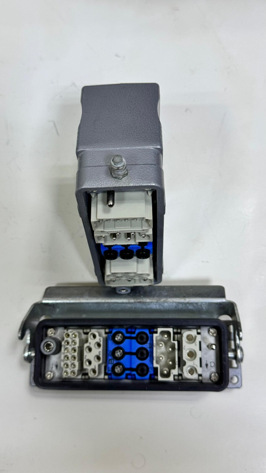 Phoenix Contact IndustrialGrade Male & Female Connector and Housing1