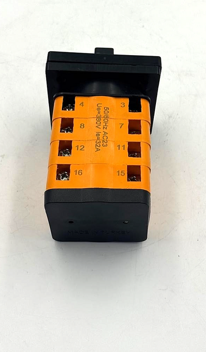 OPAS YPT405032 | 32 A | 4 PHASE | Change over Switch6