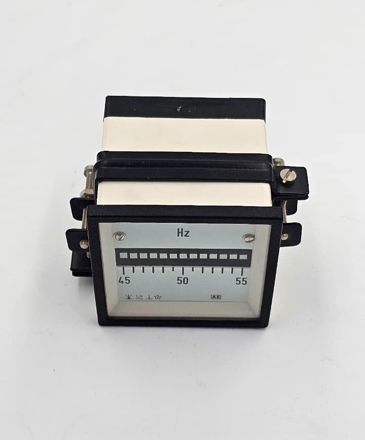 AE | Frequency Meter | 4555 Hz2