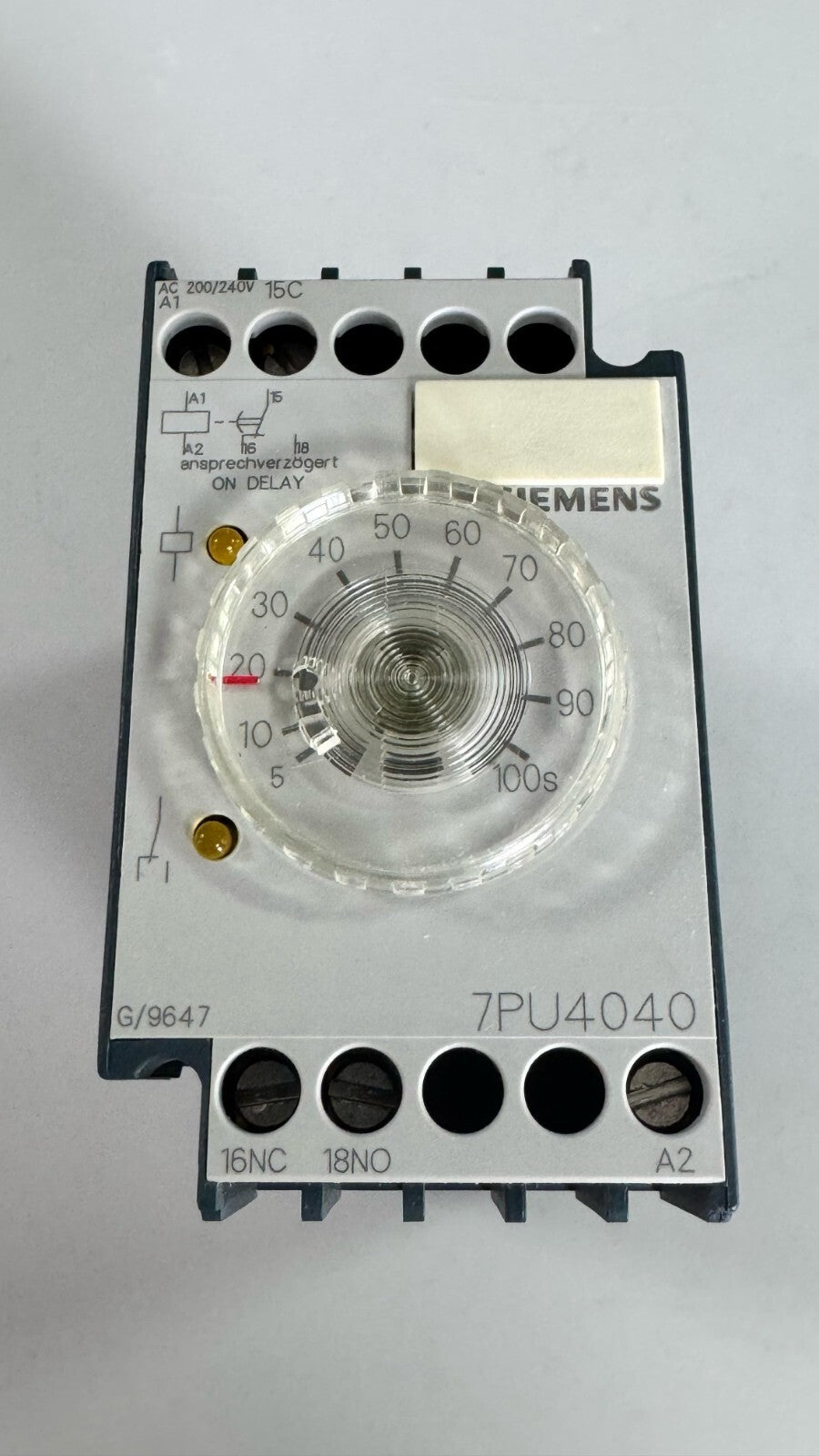 Siemens 7PU40403AN20 Monitoring Relay – AC 200/240V, 50/60Hz, Industrial Contro2