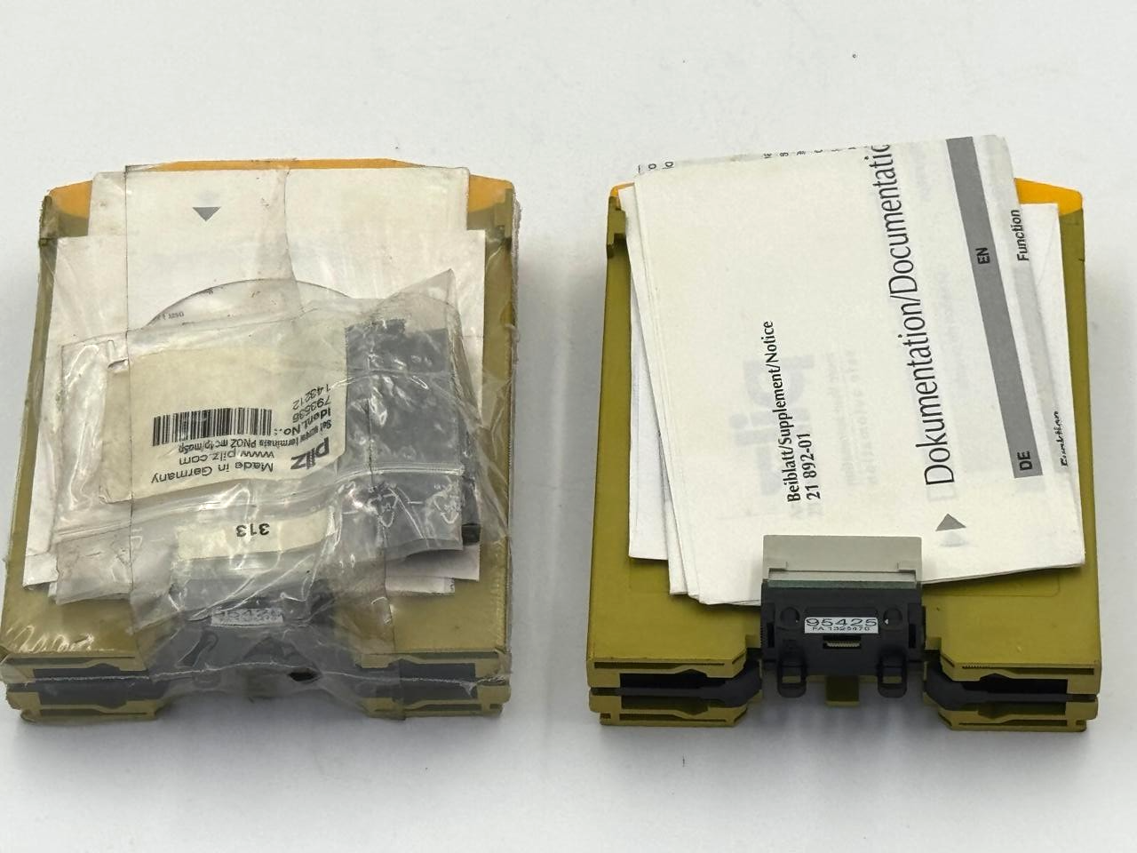 Pilz PNOZ M04P Safety Relay With CD | 773536 | Made in Germany(1 pcs)8