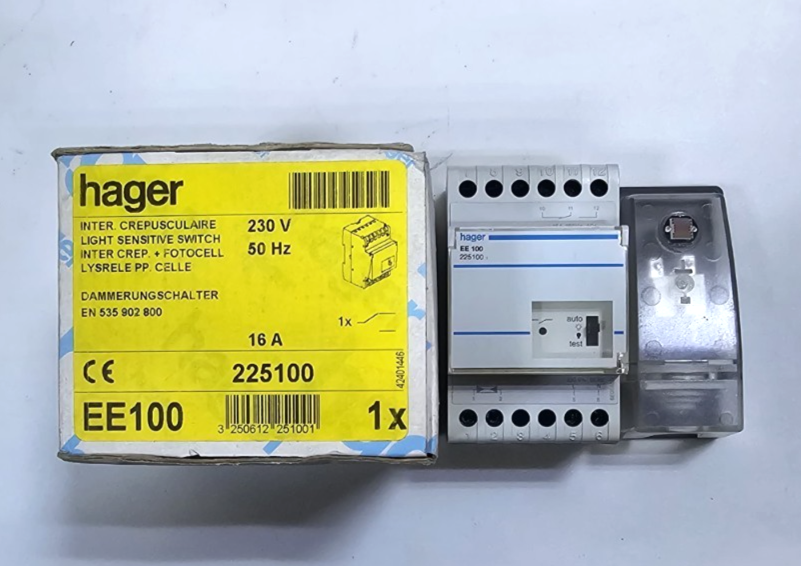 Hager EE100 Twilight Switch with Photocell Sensor | 230V, 16A | Made In France1