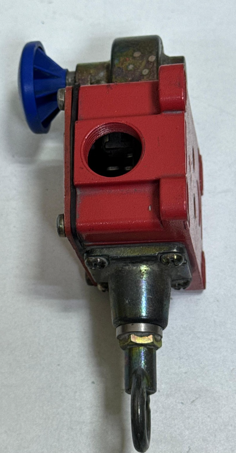 BERNSTEIN  |  Safety Rope Pull Switch3