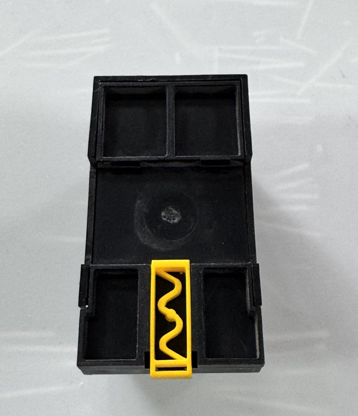 DEIF TAV210DG/3 Voltage Transducer – 0400V Input, 010V Output | 230V AC1