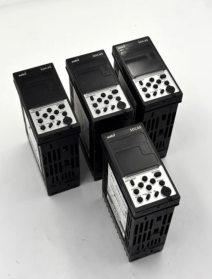 Azbil SDC45 Digital Indicating Controller ( 1 Pcs )8